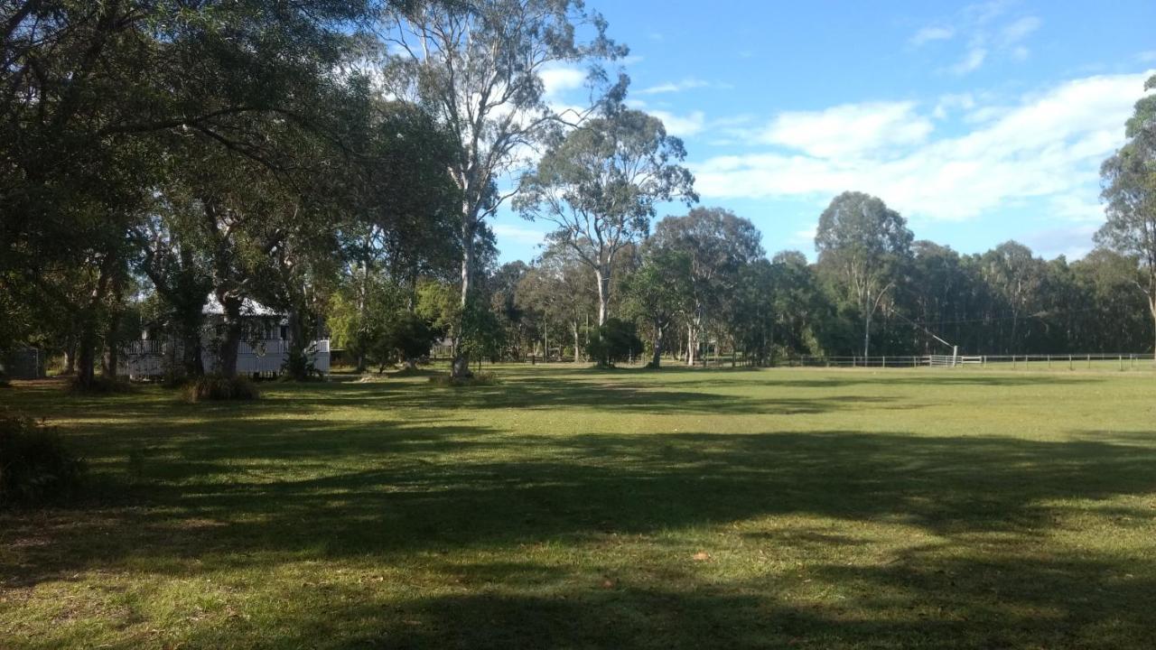 Lake Weyba Noosa Lodge & Kangaroos Praia Peregian Exterior foto
